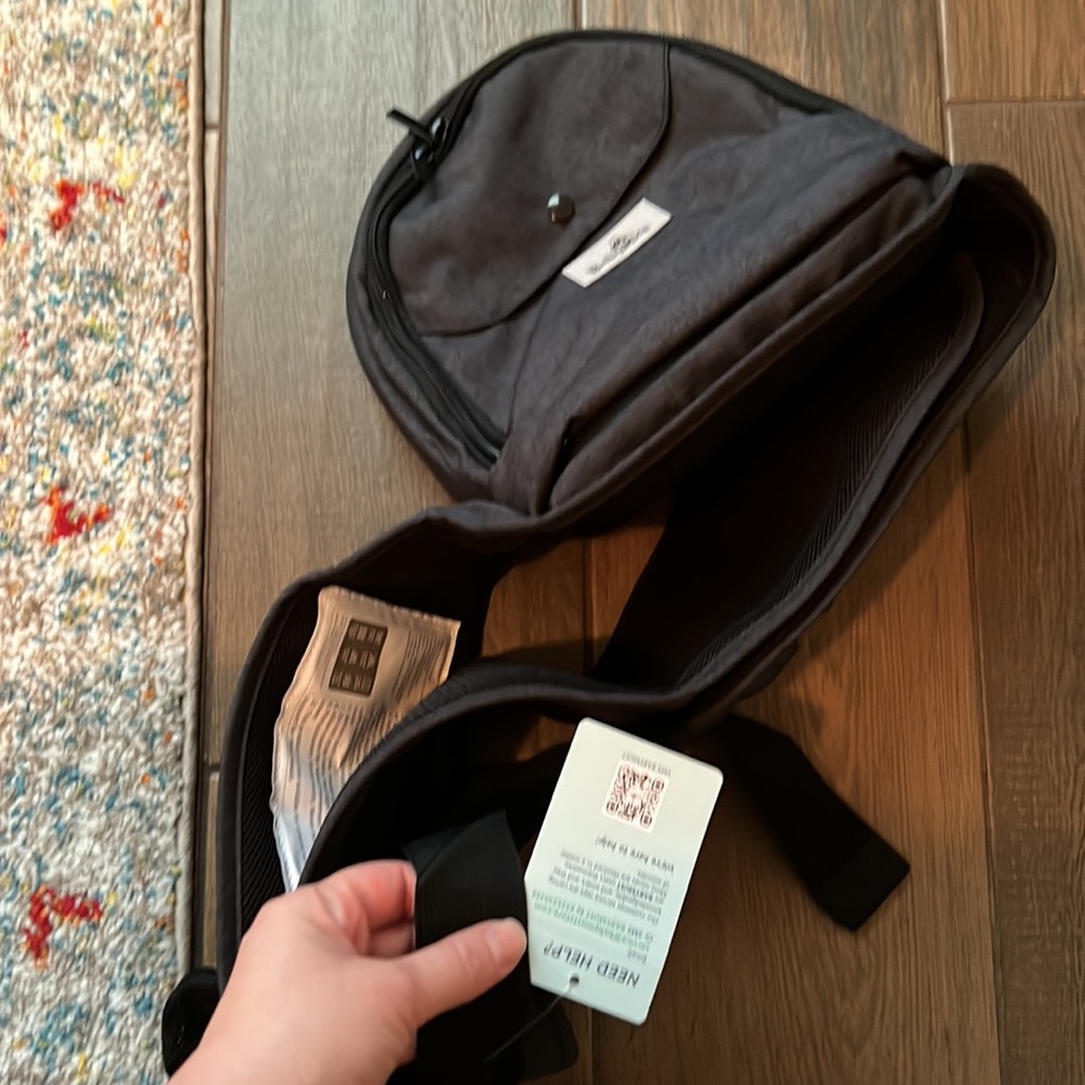 Baby Hip Seat Carrier - Picture 2 of 3
